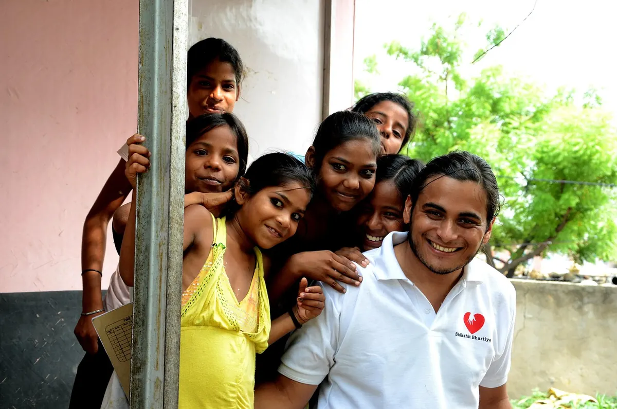 Beginner's Guide to Volunteering Locally: Who Needs Help and How to Start